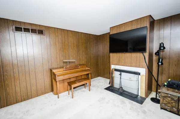 $344,800 | 2474 Carriage Court, Ypsilanti, MI 48197