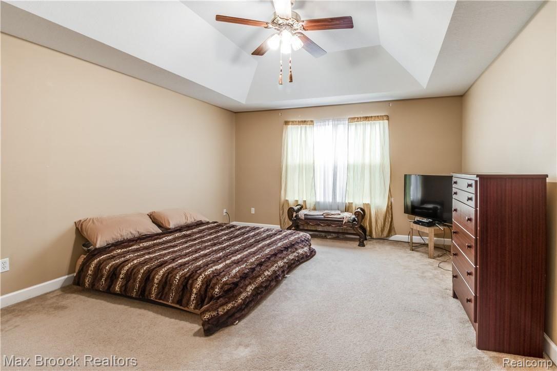 27586 Cromwell Road Novi, MI 48374 - Photo 20 of 44 Interiors 2.jpg