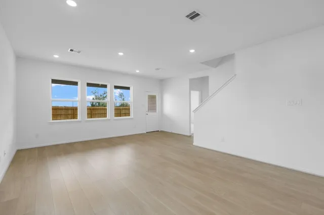 $335,000 | 18314 Maroon Harbor Way, Crosby, TX 77532