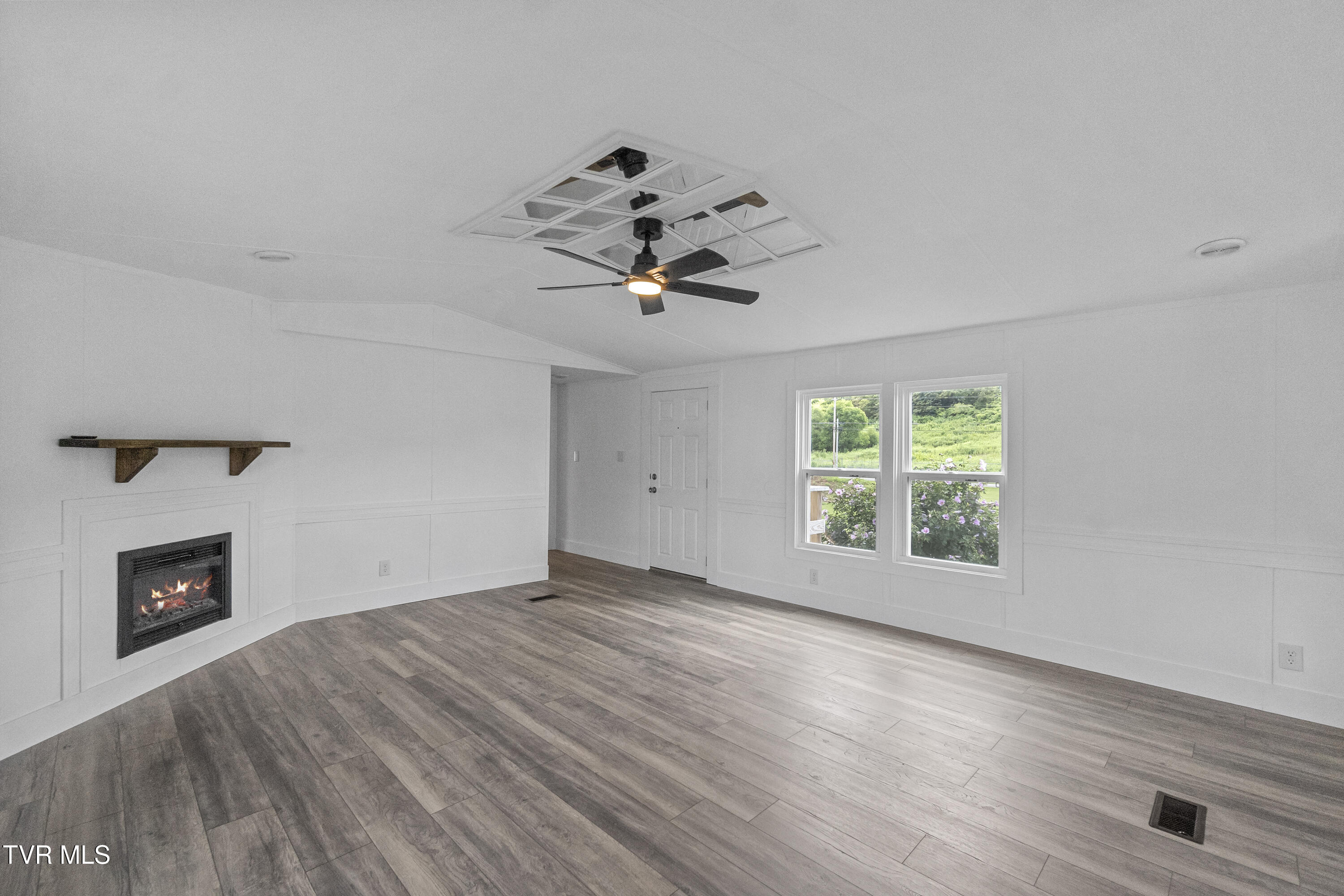 1275 Whitehouse Road Greeneville, TN 37745 - Photo 6 of 28 DSC00952