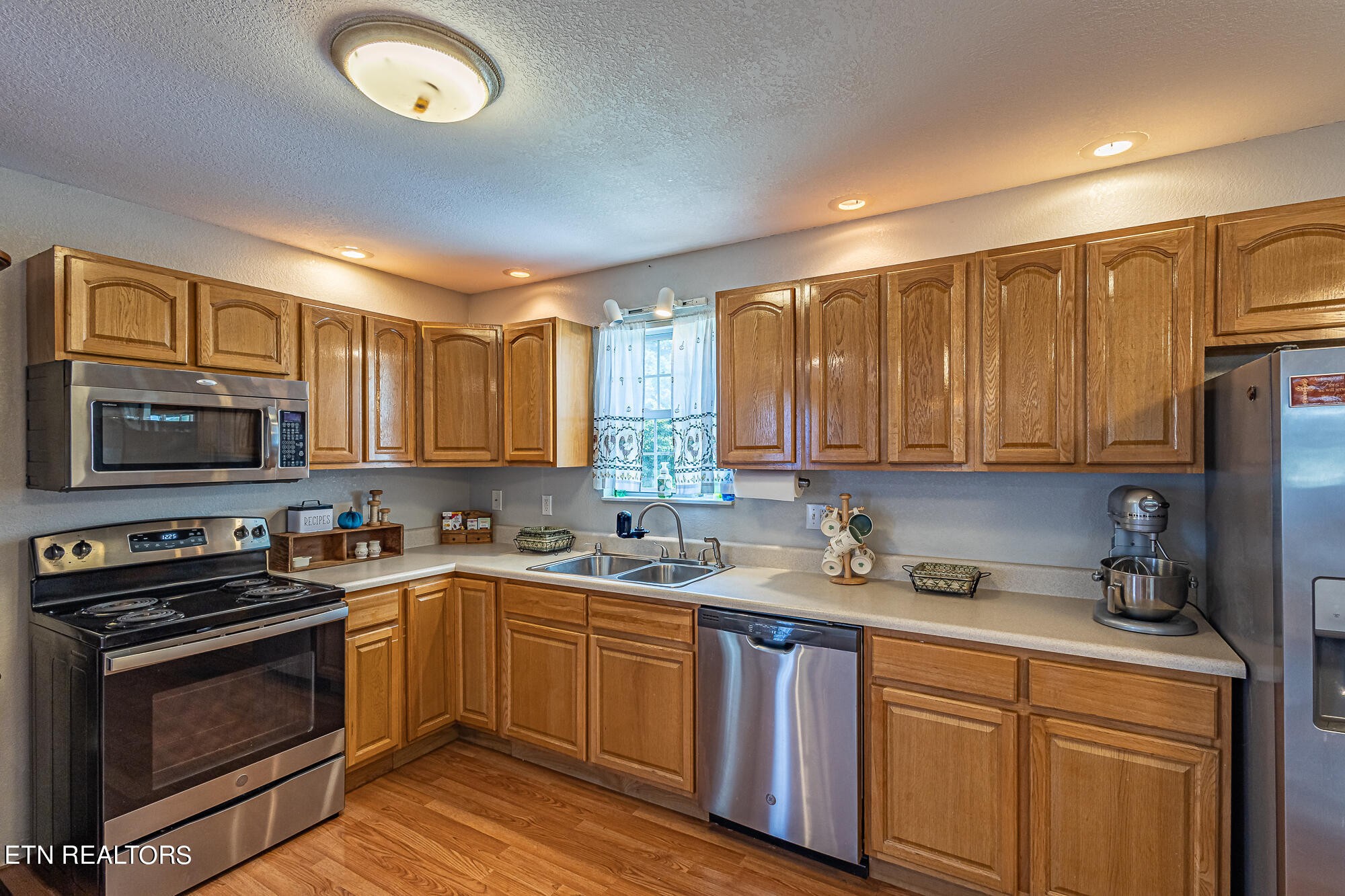 657 Gudger Road Madisonville, TN 37354 - Photo 10 of 56 Gallery Image 10