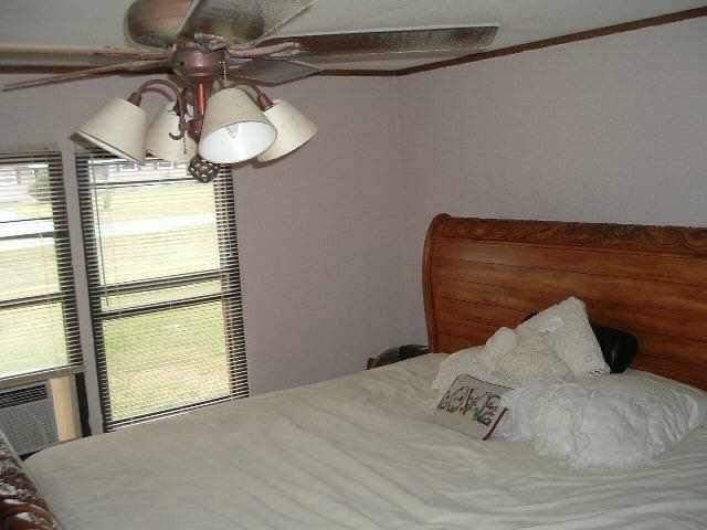 1787 West Fairview Road Freeport, IL 61032 - Photo 9 of 9 Gallery Image 9
