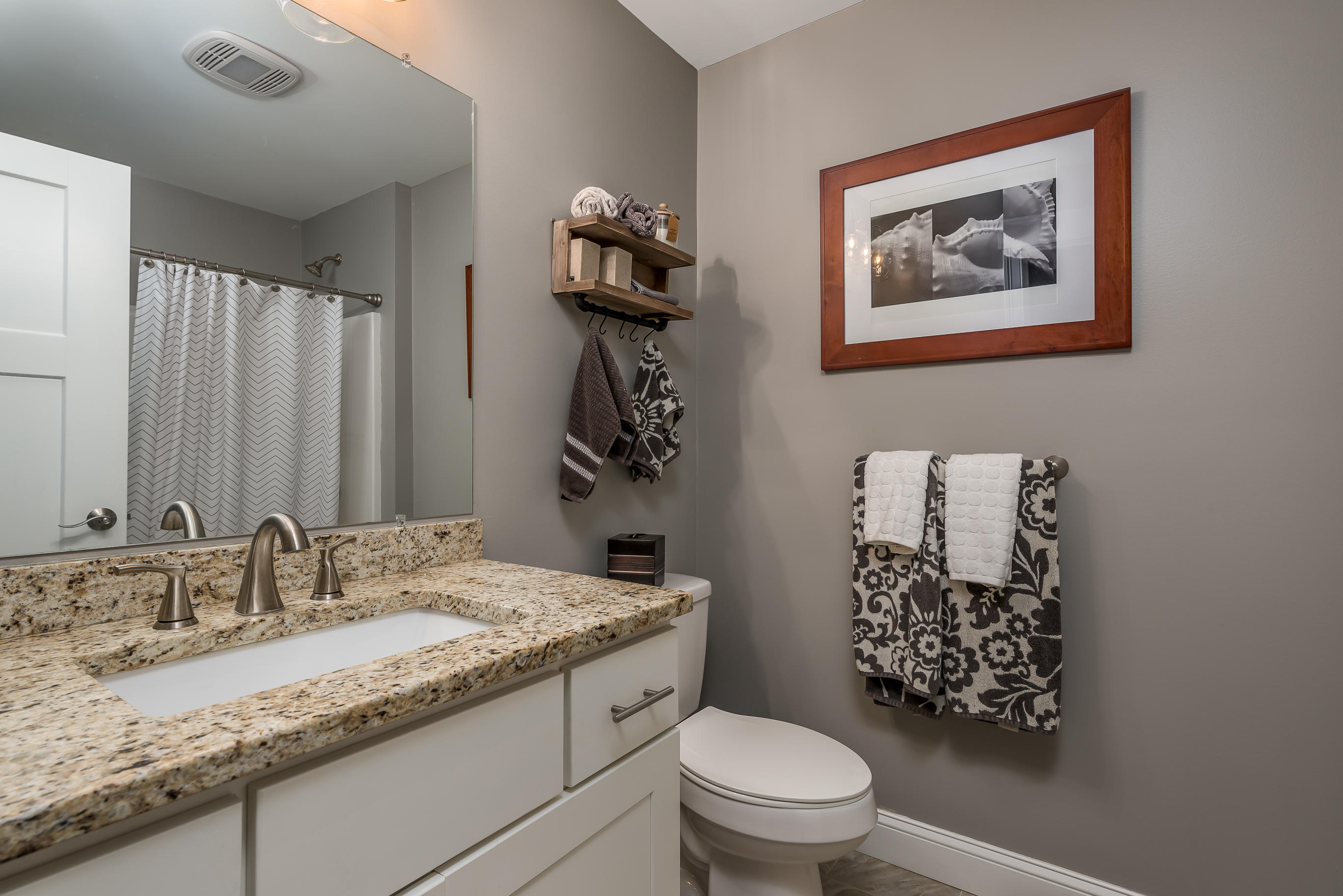 69 Oak Ridge Road Kennebunkport, ME 04046 - Photo 15 of 26 Bathroom 2
