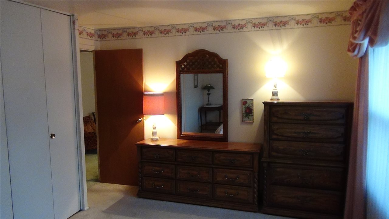 801 East Washington Center Road Fort Wayne, IN 46825 - Photo 8 of 28 Gallery Image 8
