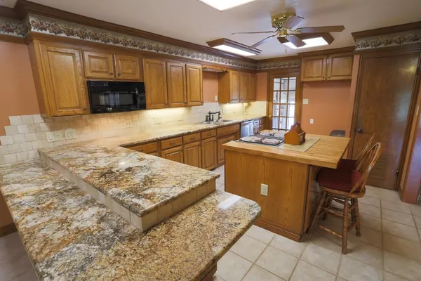 $395,000 | 303 David Davis Drive, McGregor, TX 76657