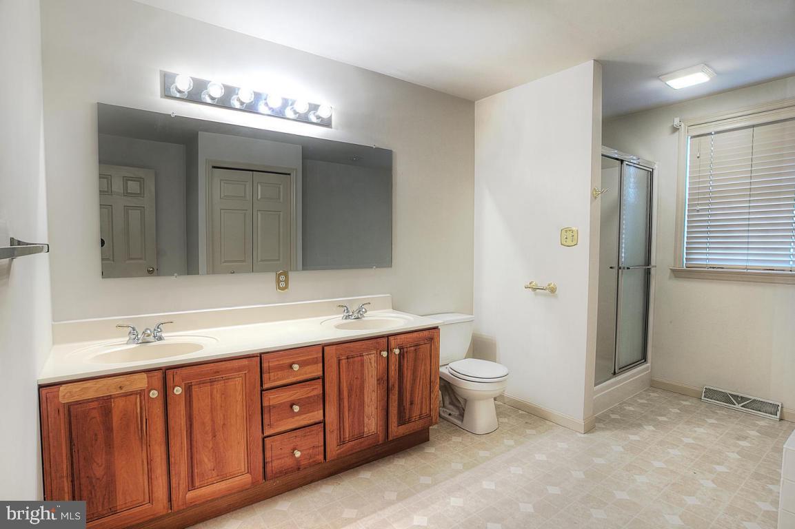 1221 Landis Valley Road Lancaster, PA 17601 - Photo 22 of 32