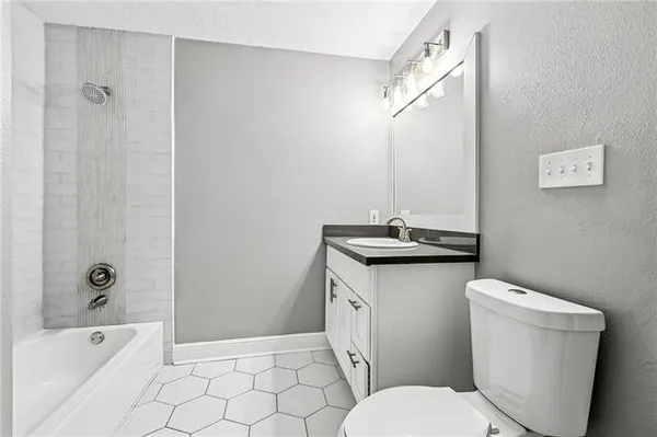 $2,600 | 132 Jennifer Lane, Laplace, LA 70068