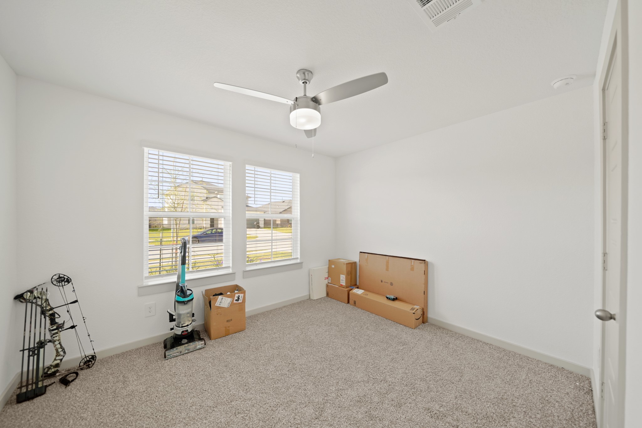 1103 Curly Angora Court Rosharon, TX 77583 - Photo 7 of 33