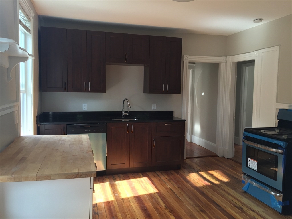 17 Usher Road, Unit 2 Medford, MA 02155 - Photo 2 of 17