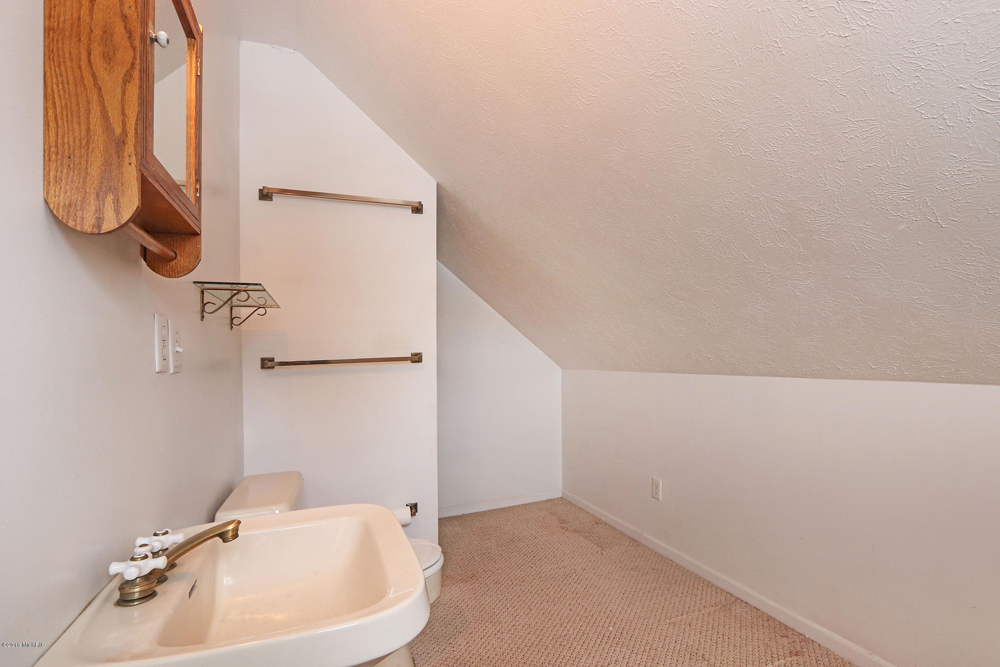 52009 Kern Drive Three Rivers, MI 49093 - Photo 14 of 25 52009 Kern Drive, 2nd Bath