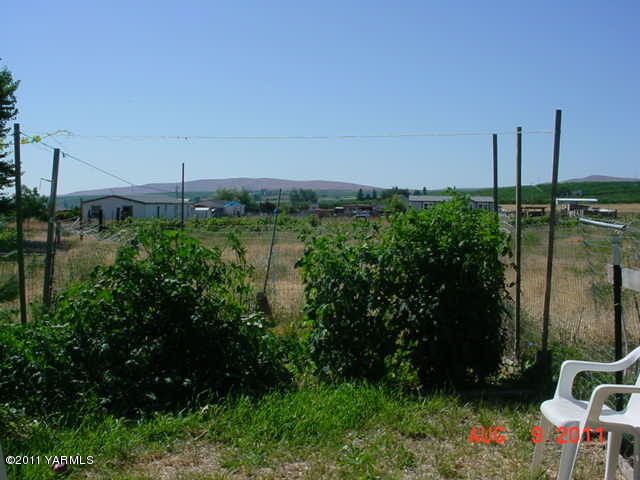 3240 Rosenkranz Road Tieton, WA 98947 - Photo 14 of 14