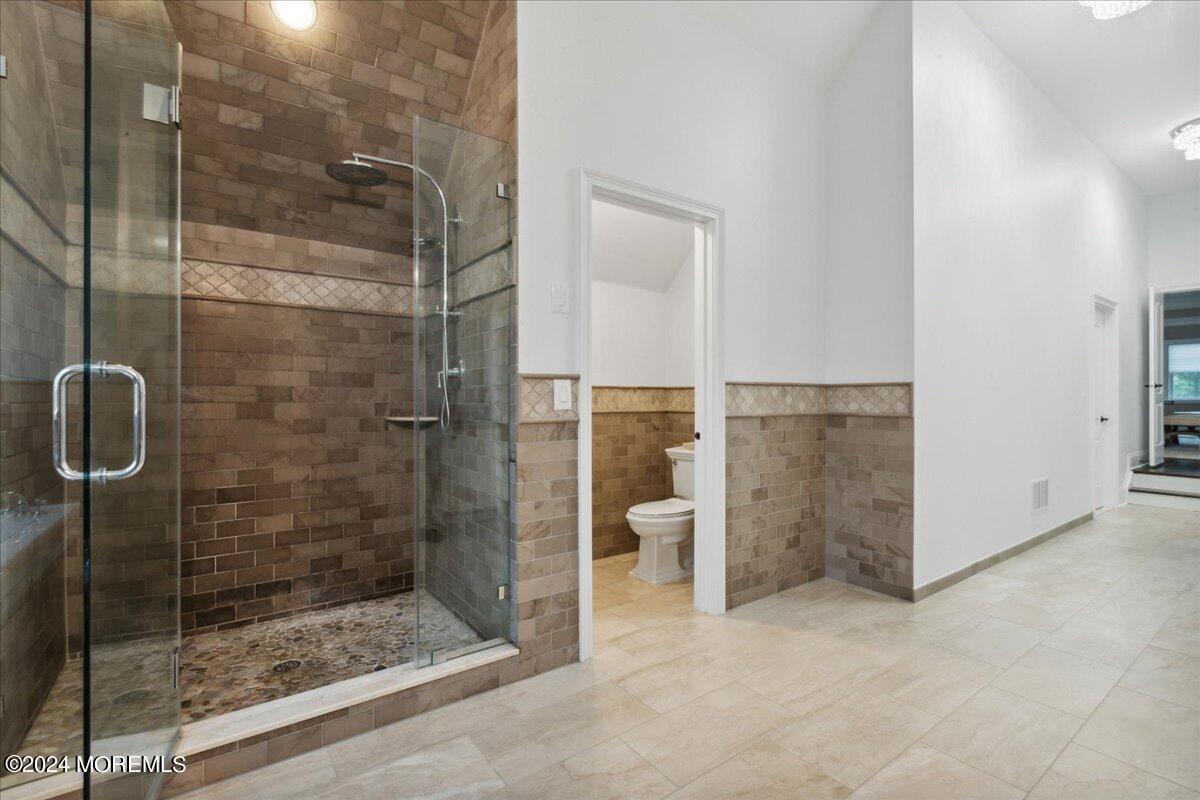 34 Windermere Road Lincroft, NJ 07738 - Photo 41 of 78 Primary bathroom