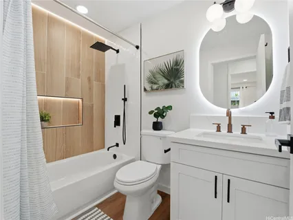 $910,000 | 92-717 Nohopono Street, Kapolei, HI 96707