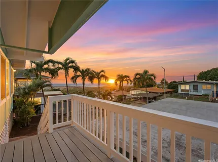 $910,000 | 92-717 Nohopono Street, Kapolei, HI 96707