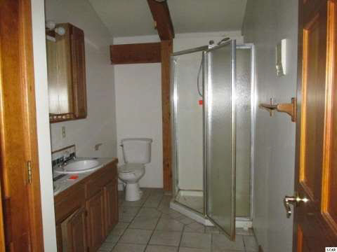 1300 East Valley Road Adrian, MI 49221 - Photo 7 of 12 31221300-6.JPG