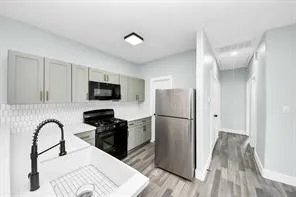 $1,700 | 7502 Sandle Street, Unit A, Houston, TX 77088