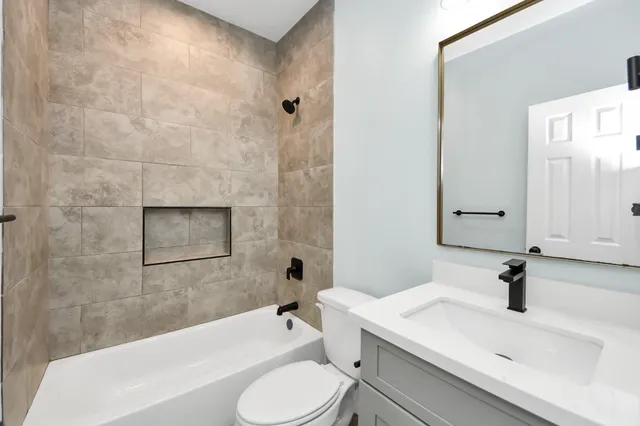 $1,700 | 7502 Sandle Street, Unit A, Houston, TX 77088