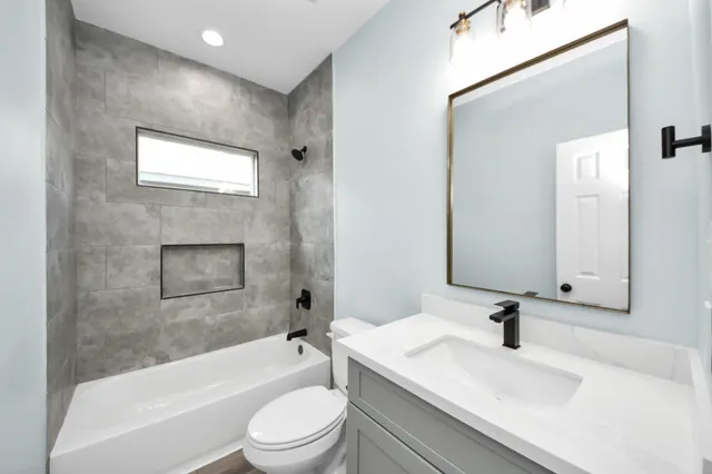 $1,700 | 7502 Sandle Street, Unit A, Houston, TX 77088