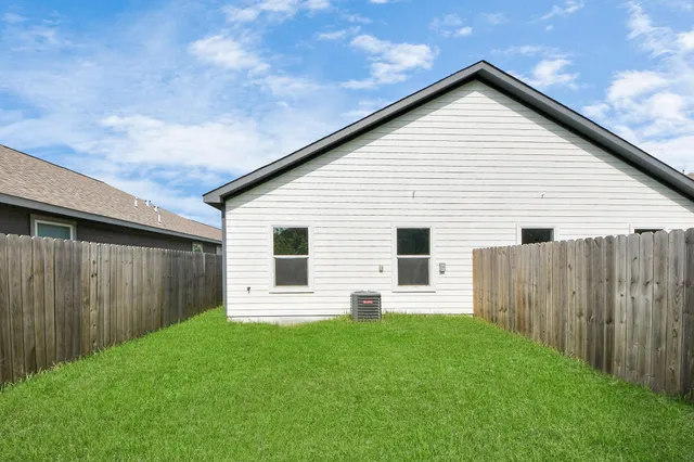 $1,700 | 7502 Sandle Street, Unit A, Houston, TX 77088