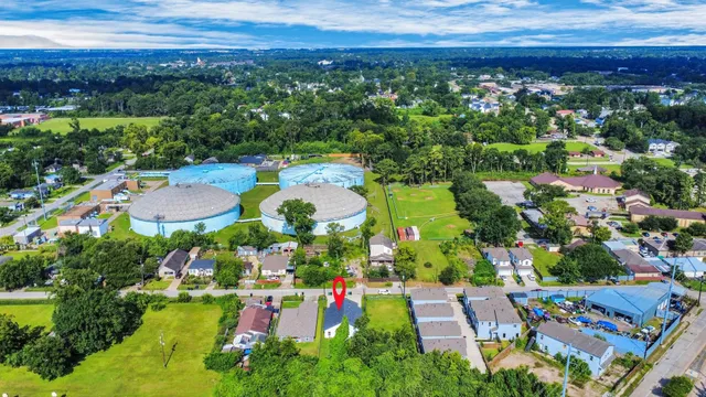 $1,700 | 7502 Sandle Street, Unit A, Houston, TX 77088