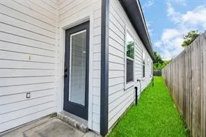 $1,700 | 7502 Sandle Street, Unit A, Houston, TX 77088