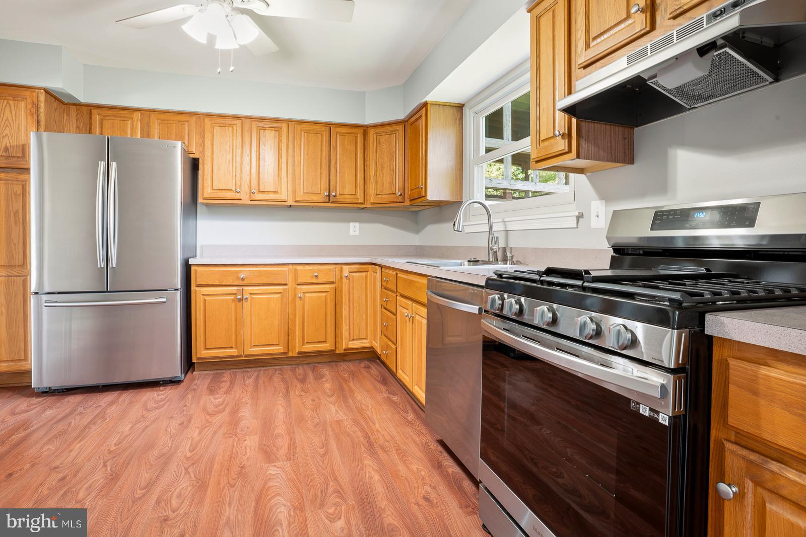 11910 Callow Terrace Laurel, MD 20708 - Photo 12 of 43 Eat-in Kitchen