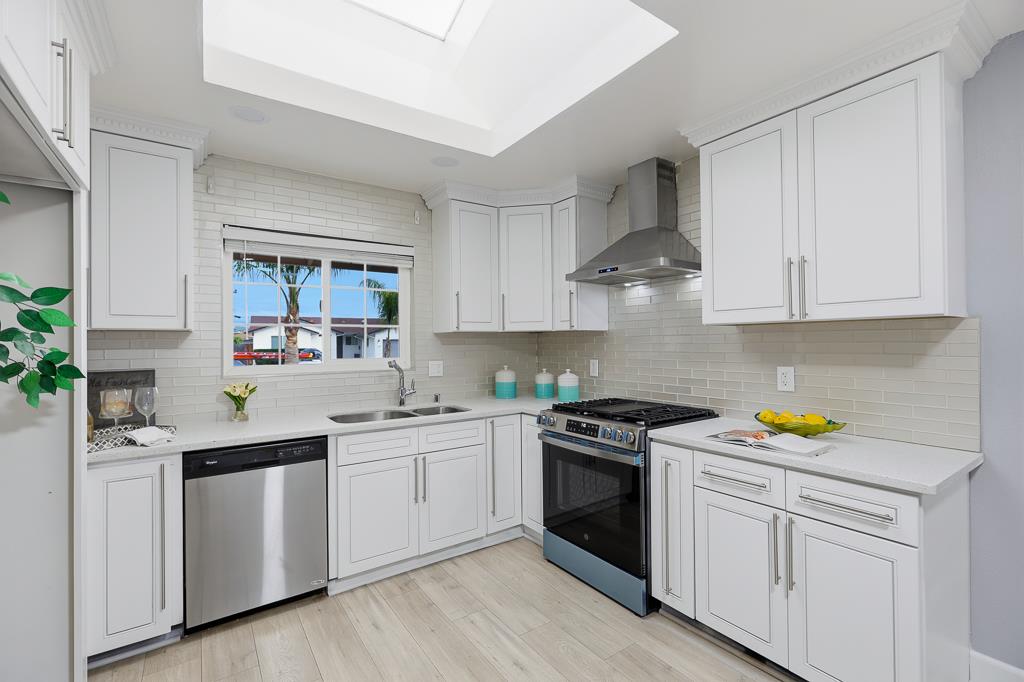 297 Goldenrain Avenue Fremont, CA 94539 - Photo 17 of 71