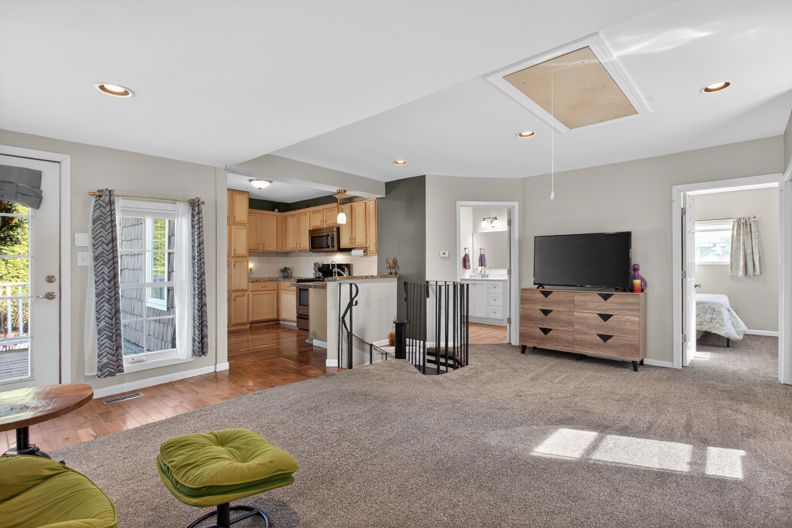 809 Grant Street Jackson, MI 49203 - Photo 6 of 49 0N0A8648