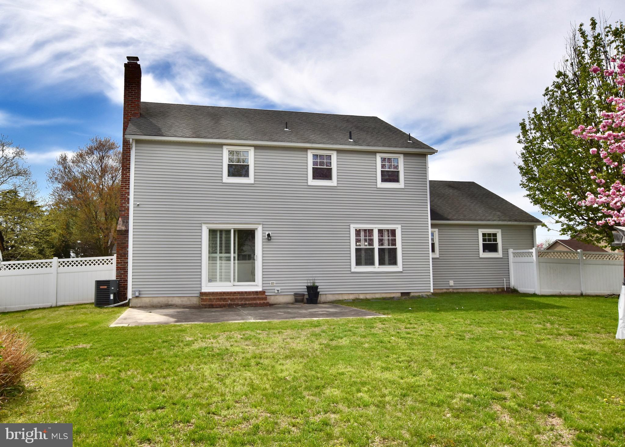 44 West Brookline Drive Laurel Springs, NJ 08021 - Photo 36 of 39 a front view of a house with garden