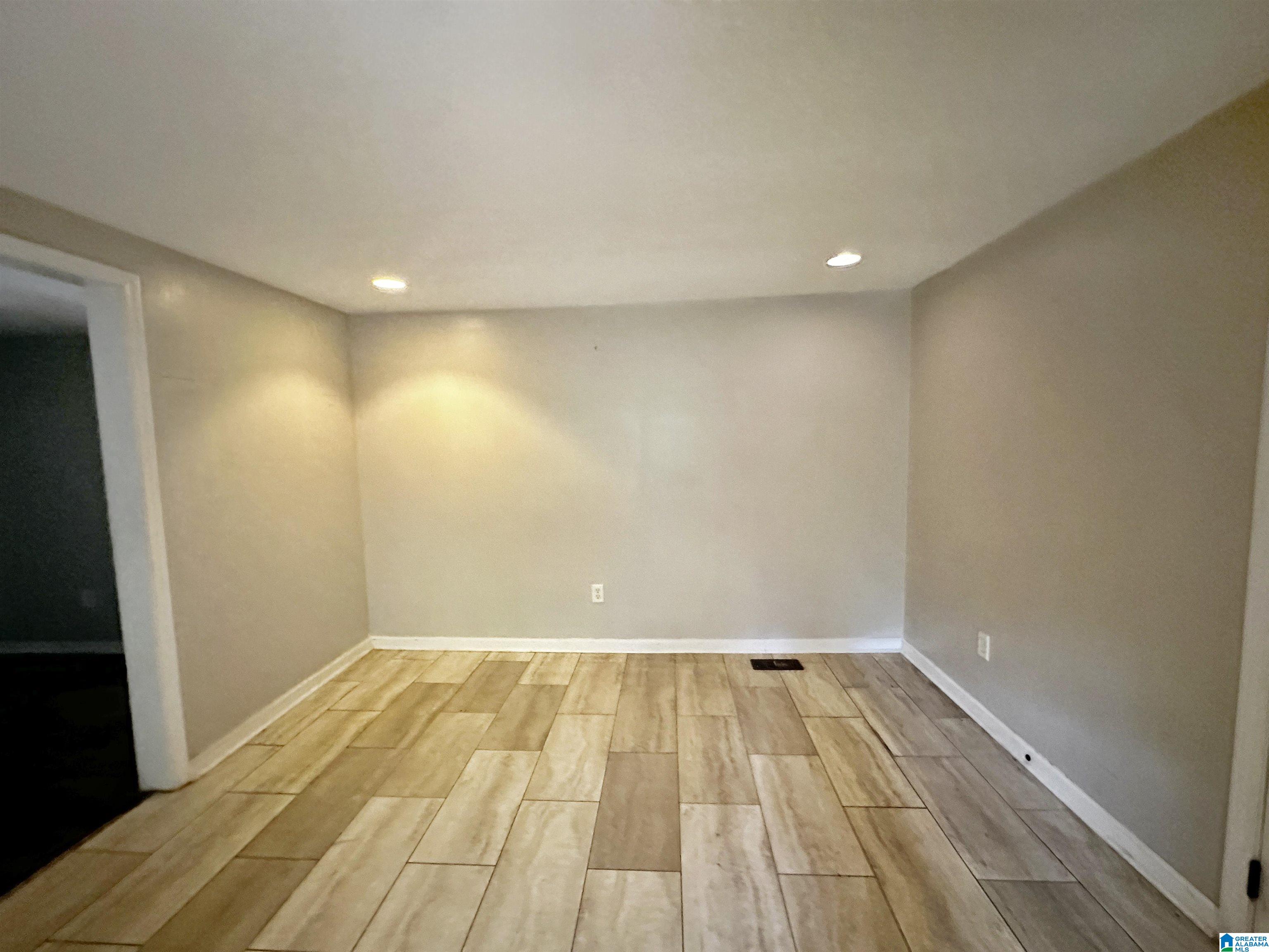406 Pine Street Southwest Bessemer, AL 35022 - Photo 4 of 13