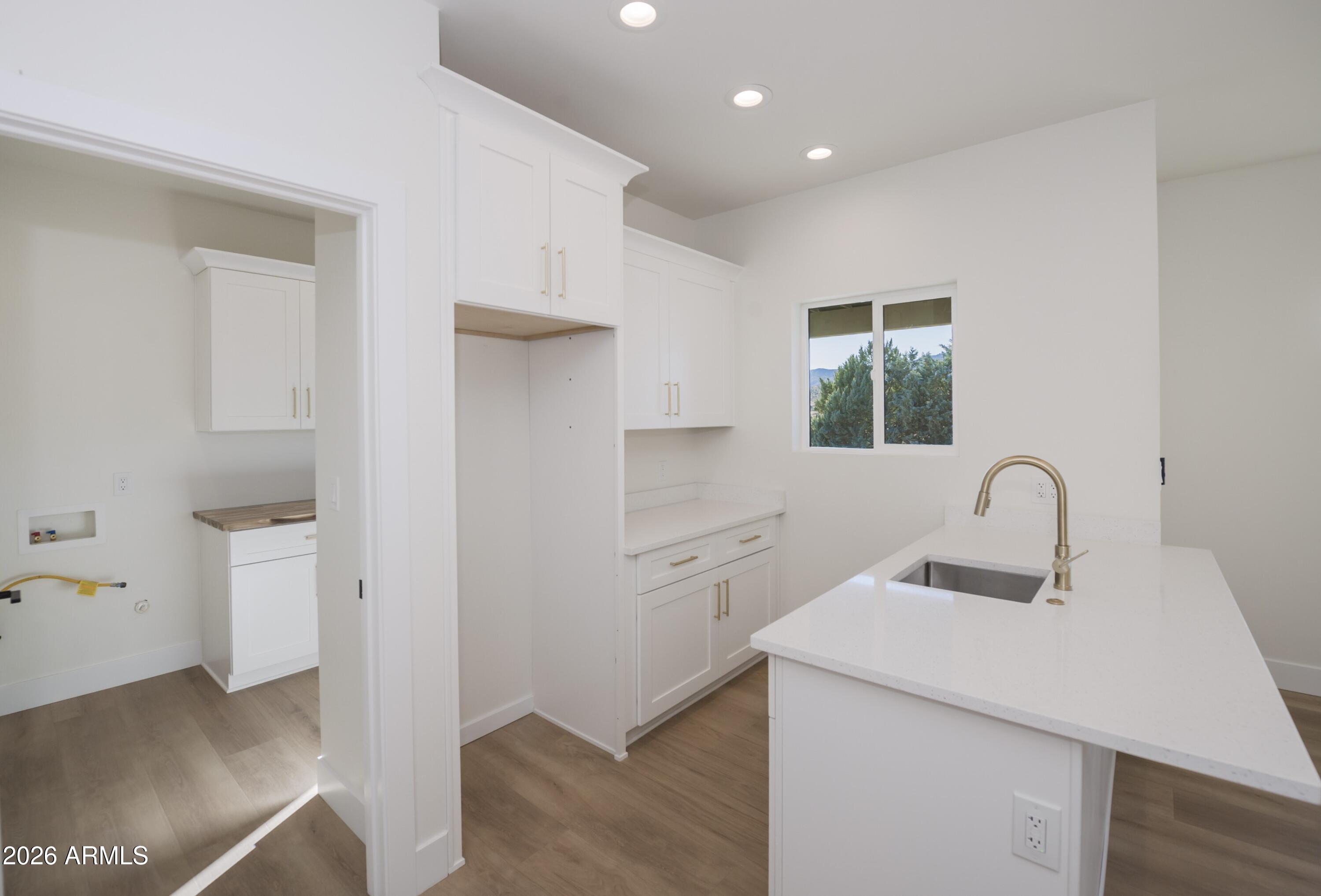 10603 Straight Arrow Road Dewey, AZ 86327 - Photo 32 of 57 Downstairs Kitchen