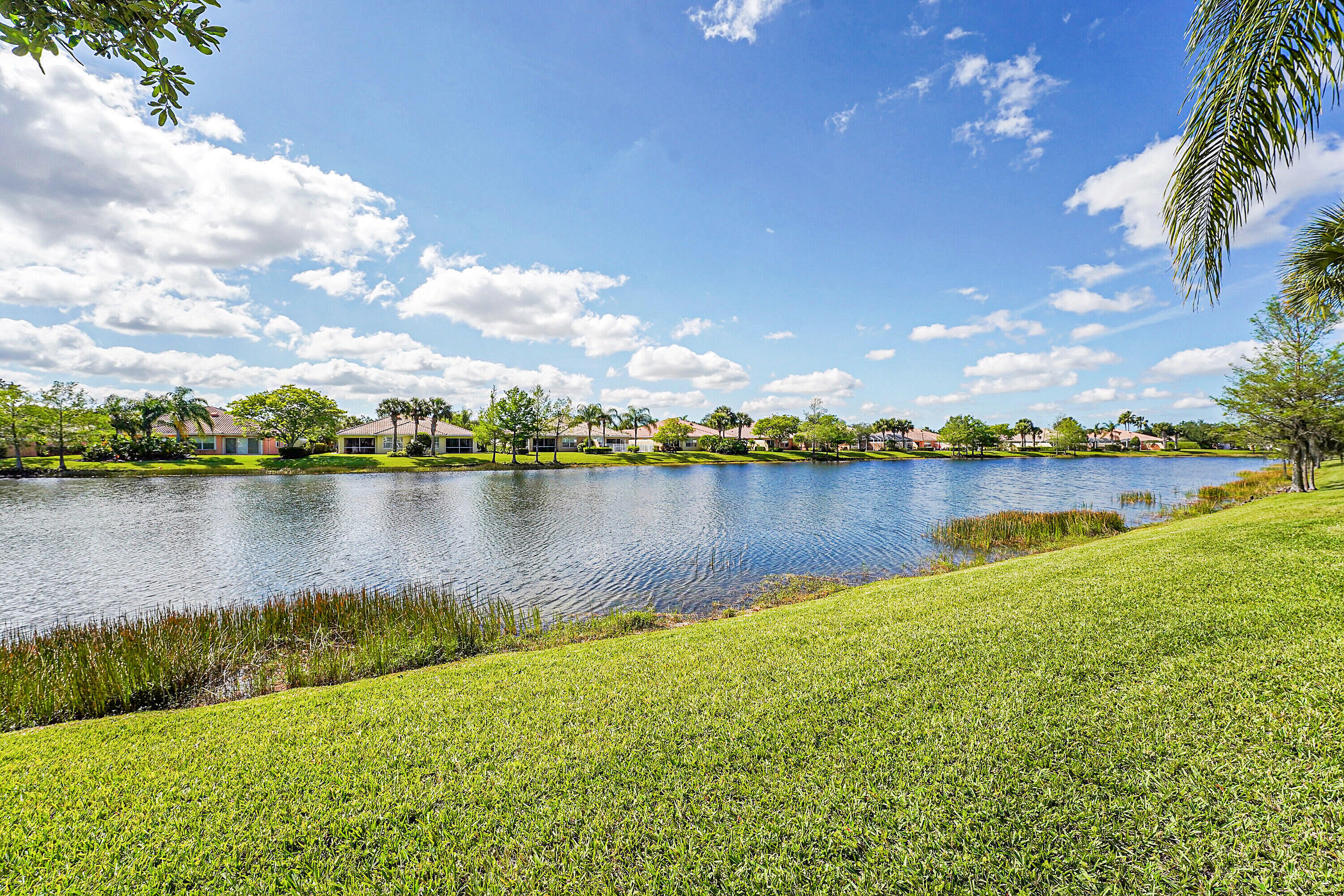 11427 Southwest Rockingham Drive Port St. Lucie, FL 34987 - Photo 13 of 22 20240413135334890691000000-o