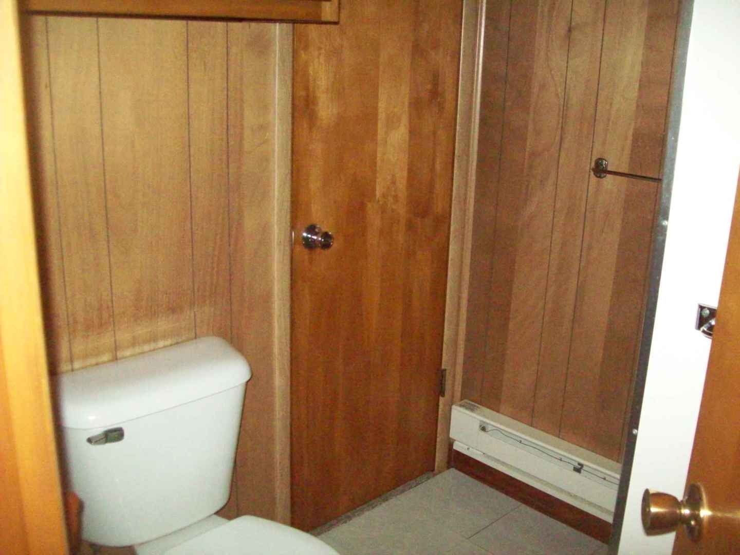 184 Hamilton Road Deer Grove, IL 61243 - Photo 11 of 21 Gallery Image 11
