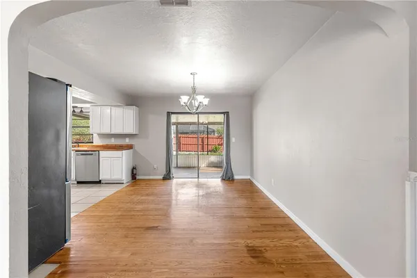 $280,000 | 5721 Southeast 21st Lane, Ocala, FL 34480