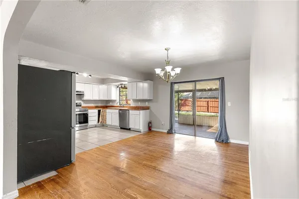 $280,000 | 5721 Southeast 21st Lane, Ocala, FL 34480