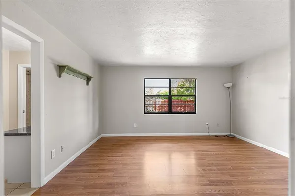 $280,000 | 5721 Southeast 21st Lane, Ocala, FL 34480