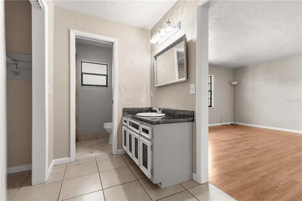 $280,000 | 5721 Southeast 21st Lane, Ocala, FL 34480