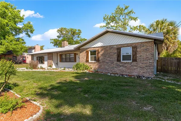 $280,000 | 5721 Southeast 21st Lane, Ocala, FL 34480