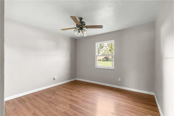 $280,000 | 5721 Southeast 21st Lane, Ocala, FL 34480