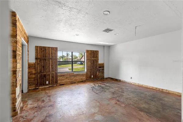 $280,000 | 5721 Southeast 21st Lane, Ocala, FL 34480