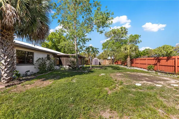 $280,000 | 5721 Southeast 21st Lane, Ocala, FL 34480