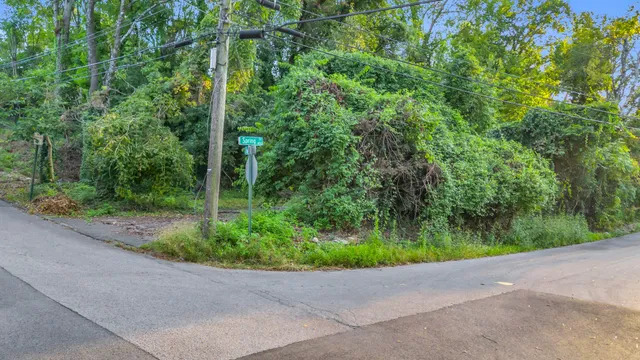 $575,000 | 504 Spring Street, Chattanooga, TN 37405