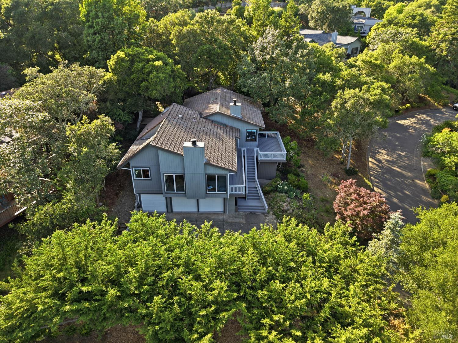 140 Massimo Circle Santa Rosa, CA 95404 - Photo 38 of 41 front view of a house with a yard