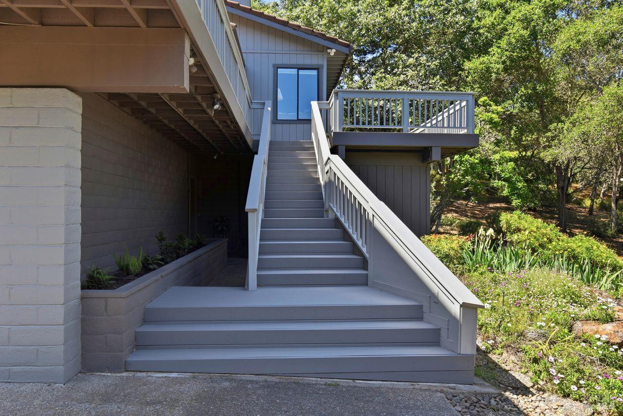 140 Massimo Circle Santa Rosa, CA 95404 - Photo 5 of 41