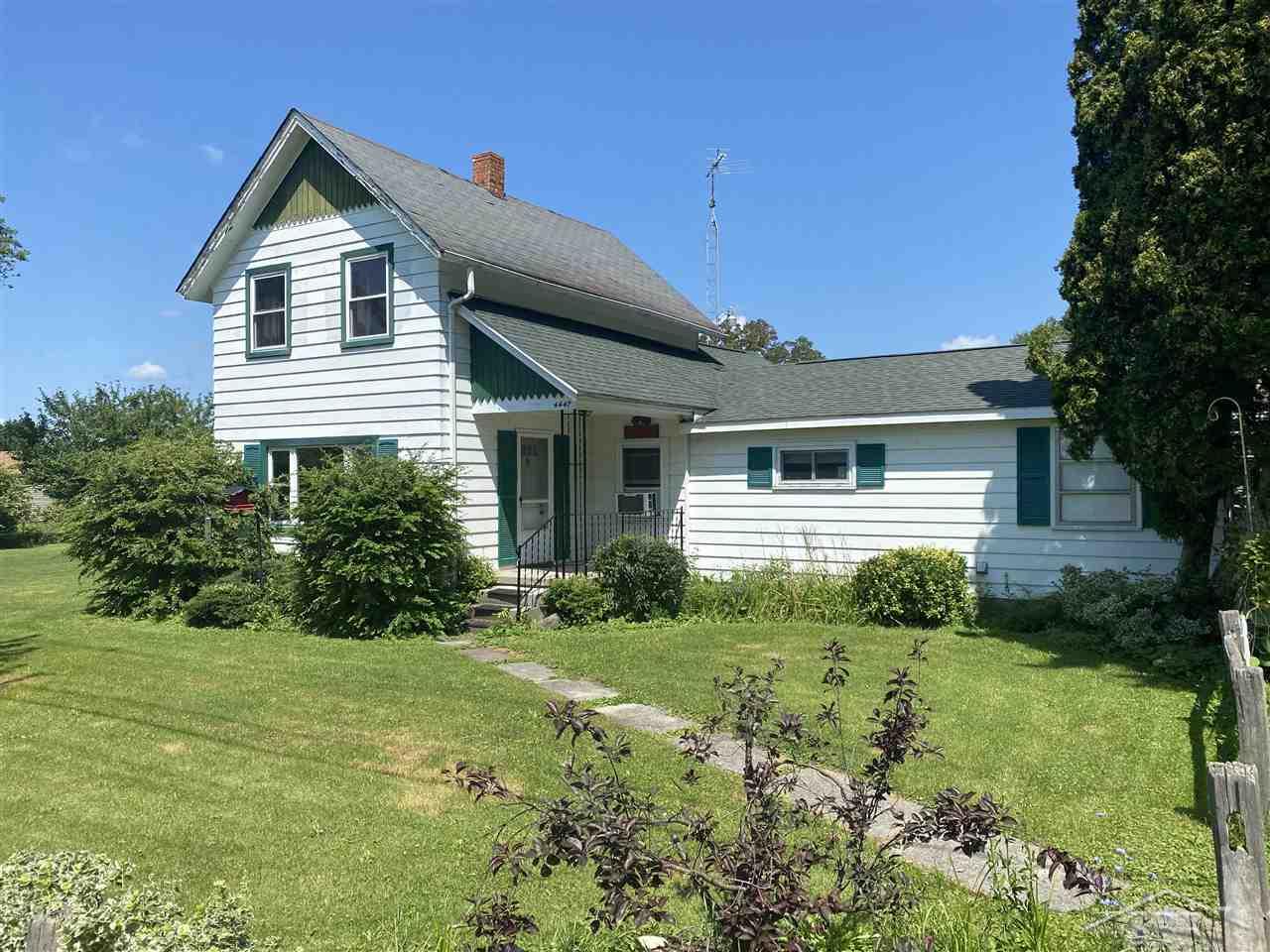 4447 East Laporte Road Freeland, MI 48623 - Photo 2 of 35