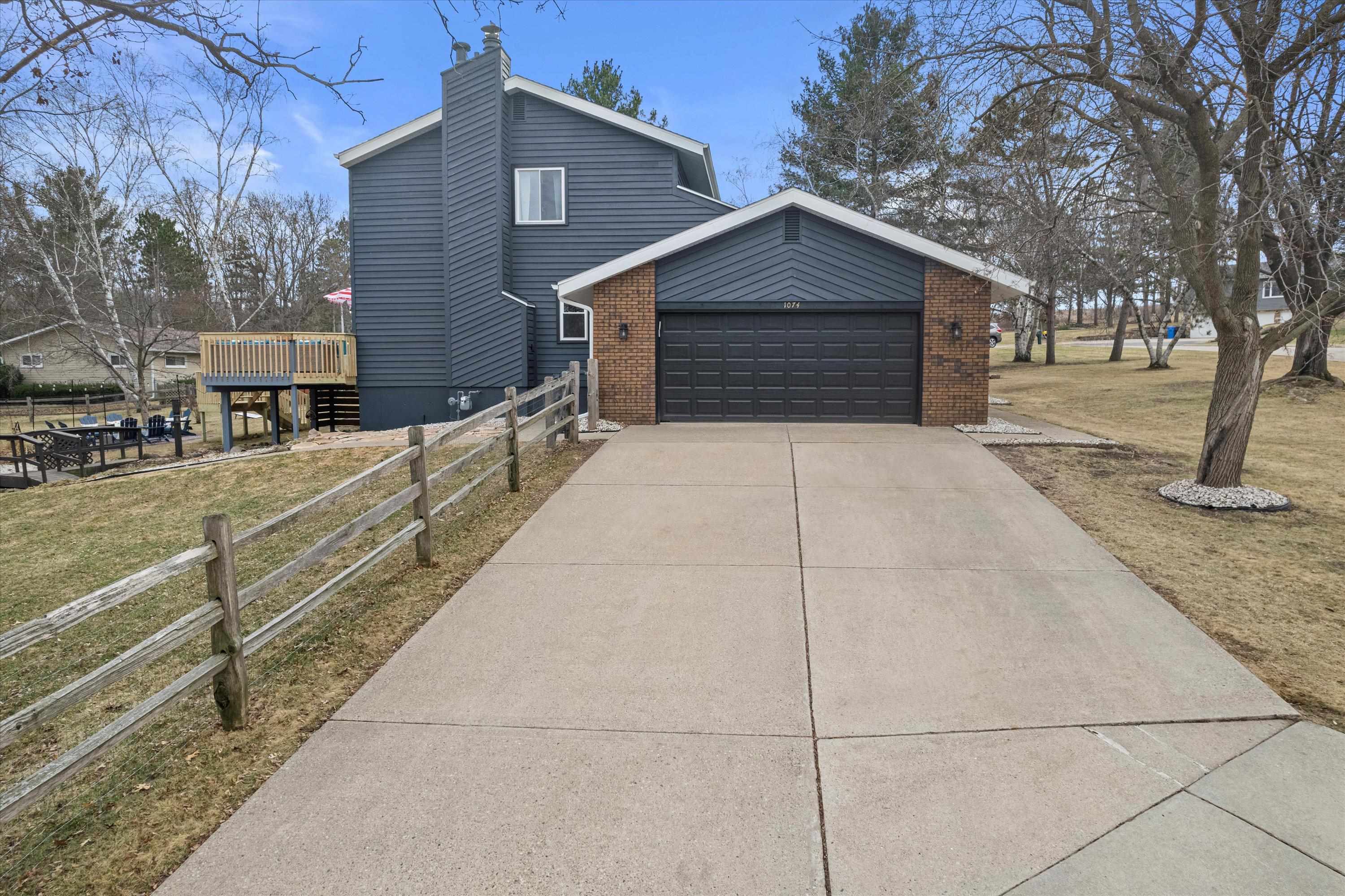 1074 Tinkham Trail Baraboo, WI 53913 - Photo 7 of 44