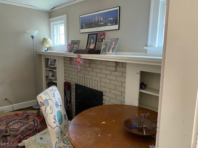 2248 Cranston Road Cleveland, OH 44118 - Photo 11 of 14 Living Room