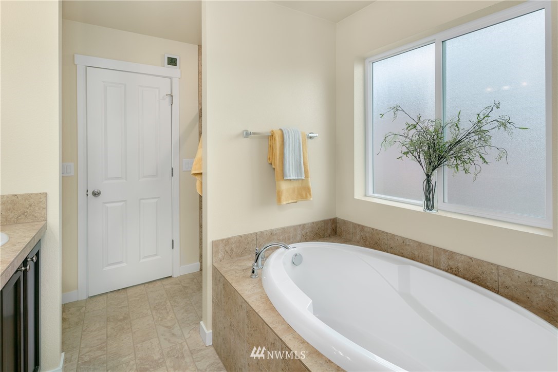 22309 35th Drive Southeast Bothell, WA 98021 - Photo 18 of 23