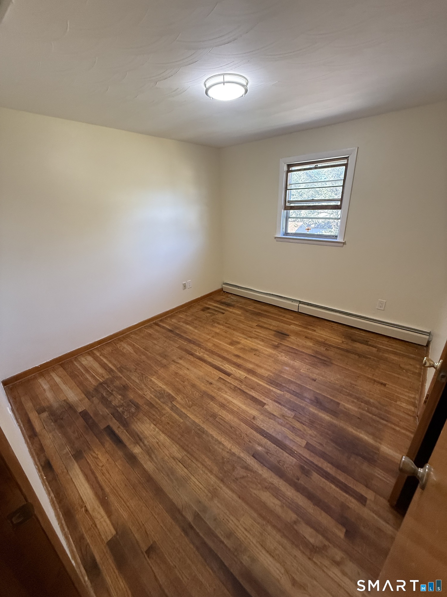 62 Rosemount Avenue Waterbury, CT 06708 - Photo 13 of 22 Gallery Image 13