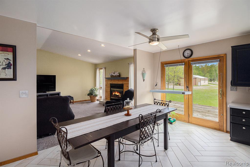 7031 Munsell Road Howell, MI 48843 - Photo 12 of 39
